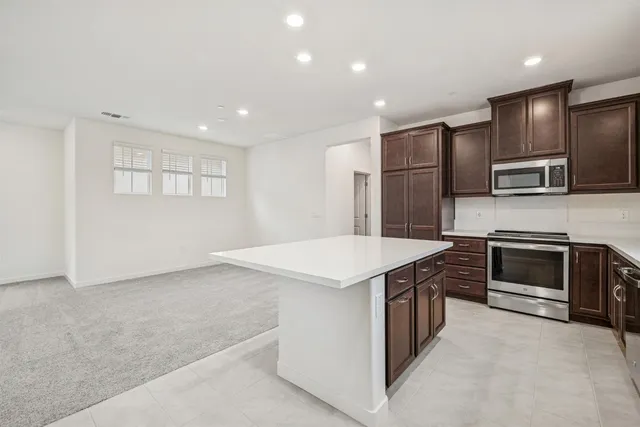 $509,000 | 14545 Southpointe Drive, Unit 49, Folsom, CA 95630