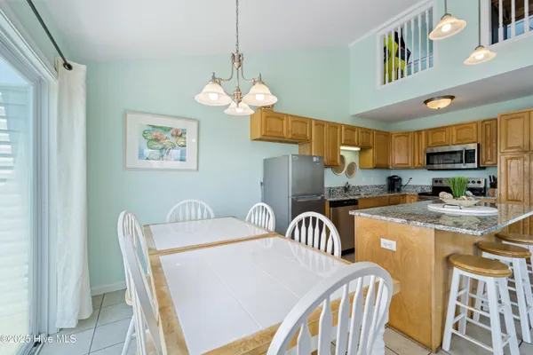 $1,000,000 | 2080-2082 New River Inlet Road, North Topsail Beach, NC 28460