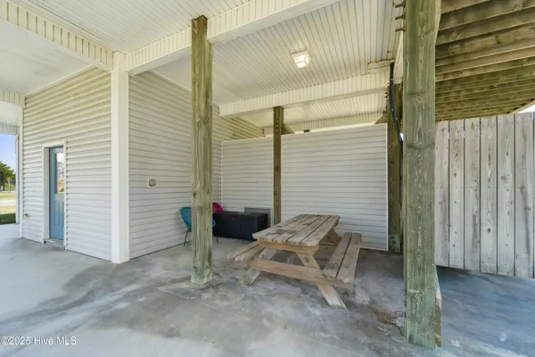 $1,000,000 | 2080-2082 New River Inlet Road, North Topsail Beach, NC 28460