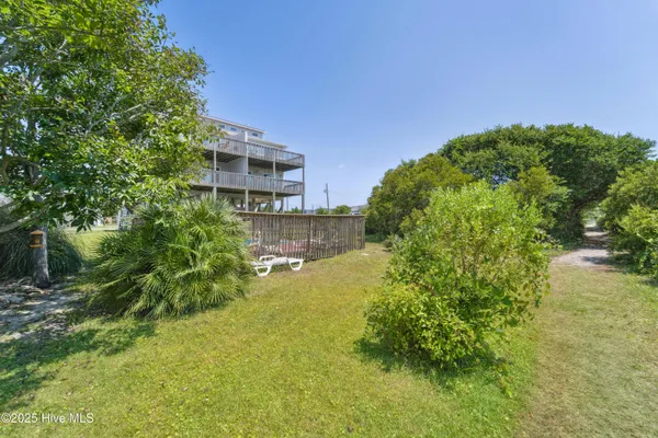 $1,000,000 | 2080-2082 New River Inlet Road, North Topsail Beach, NC 28460