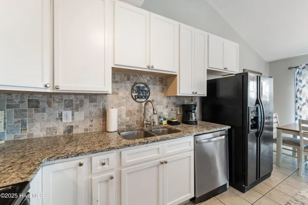 $1,000,000 | 2080-2082 New River Inlet Road, North Topsail Beach, NC 28460