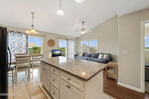 $1,000,000 | 2080-2082 New River Inlet Road, North Topsail Beach, NC 28460