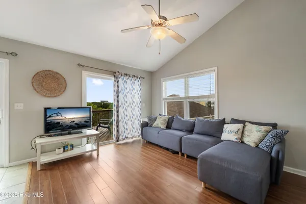 $1,000,000 | 2080-2082 New River Inlet Road, North Topsail Beach, NC 28460