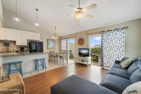 $1,000,000 | 2080-2082 New River Inlet Road, North Topsail Beach, NC 28460