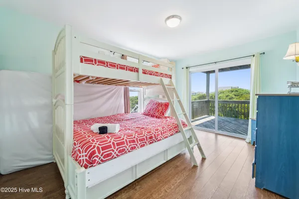 $1,000,000 | 2080-2082 New River Inlet Road, North Topsail Beach, NC 28460