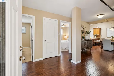 $1,169,000 | 33166 Basswood Avenue, Union City, CA 94587