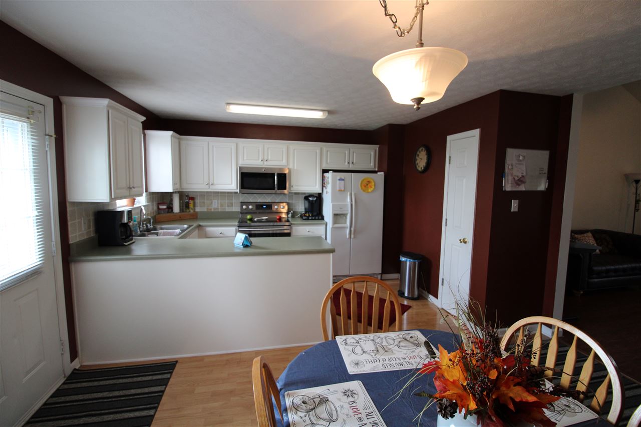 476 Hadley Loop Road Bowling Green, KY 42101 - Photo 9 of 22 Gallery Image 9