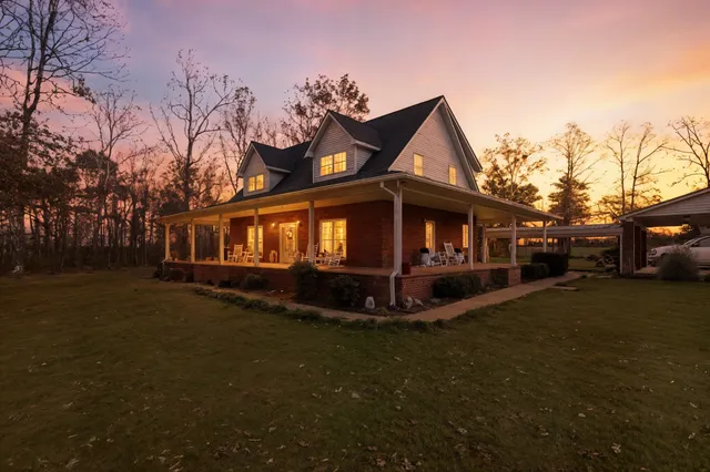 $789,900 | 139 Limestone Road, Elora, TN 37328