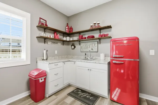 $749,900 | 139 Limestone Road, Elora, TN 37328