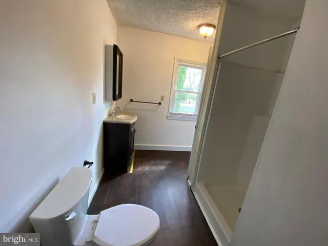 $945 | 201 North Irving Avenue, Unit B, Colonial Beach, VA 22443