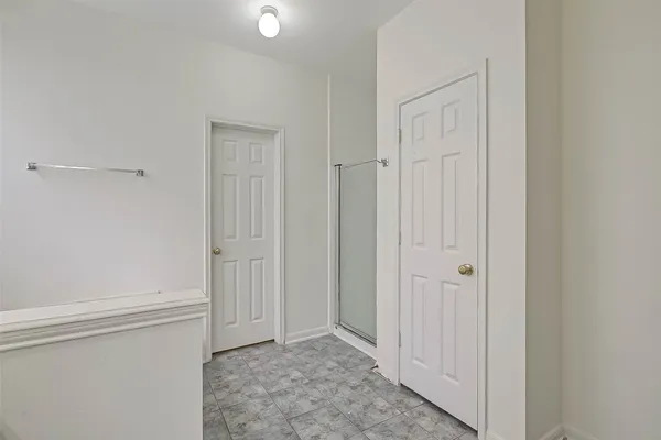 $2,500 | 8846 Gas Light Village Drive, Houston, TX 77095