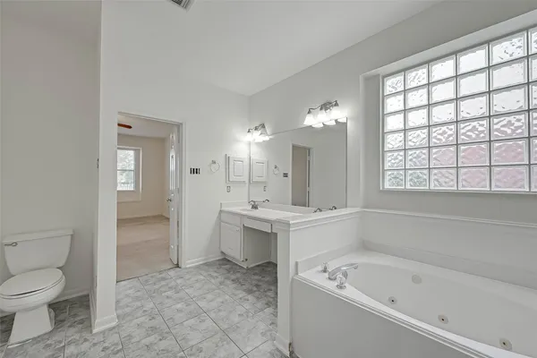 $2,500 | 8846 Gas Light Village Drive, Houston, TX 77095