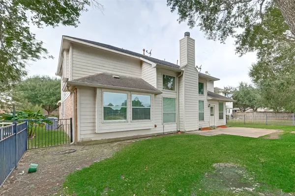 $2,500 | 8846 Gas Light Village Drive, Houston, TX 77095