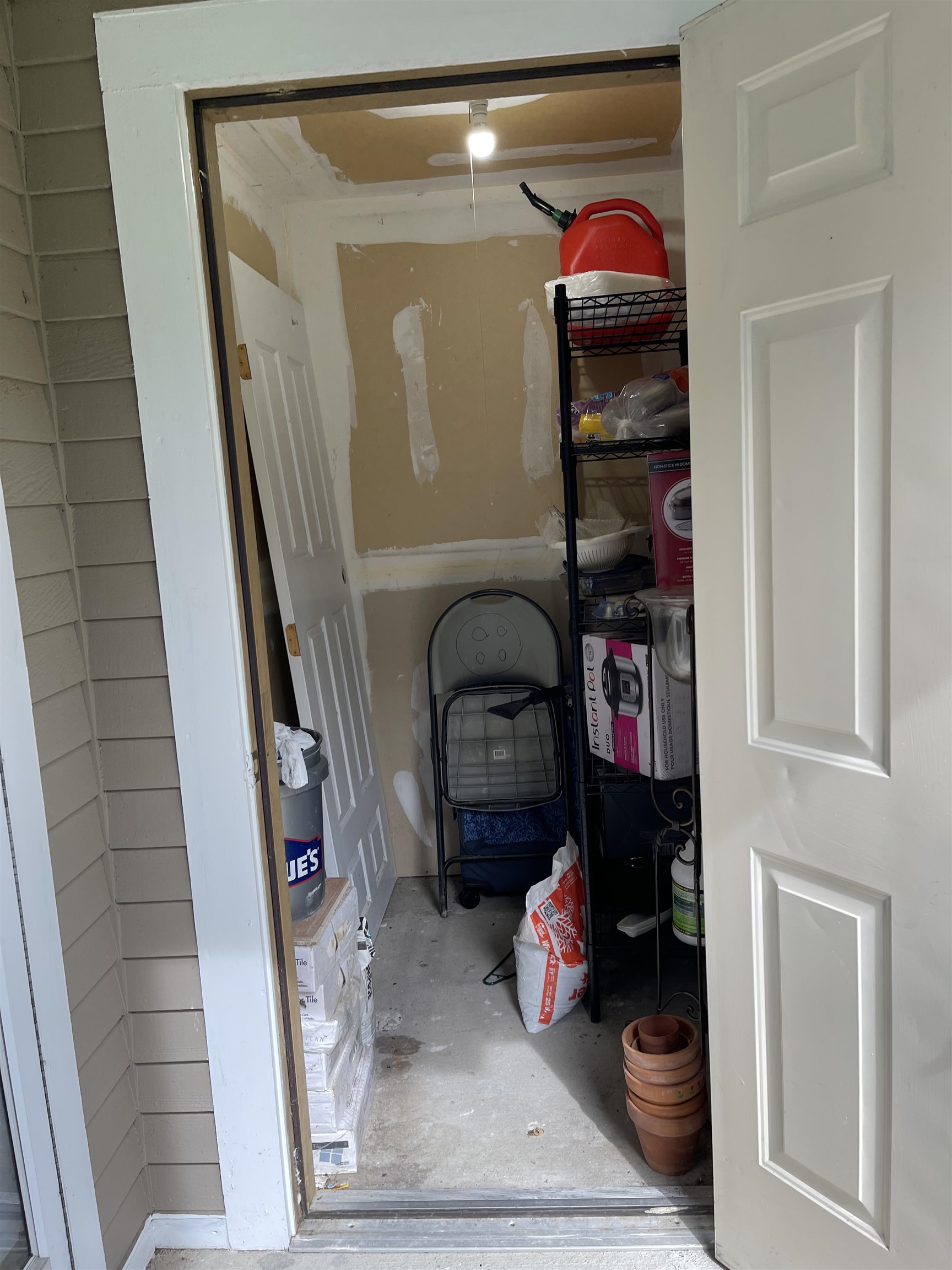 18 Cadogan Way Nashua, NH 03062 - Photo 12 of 31