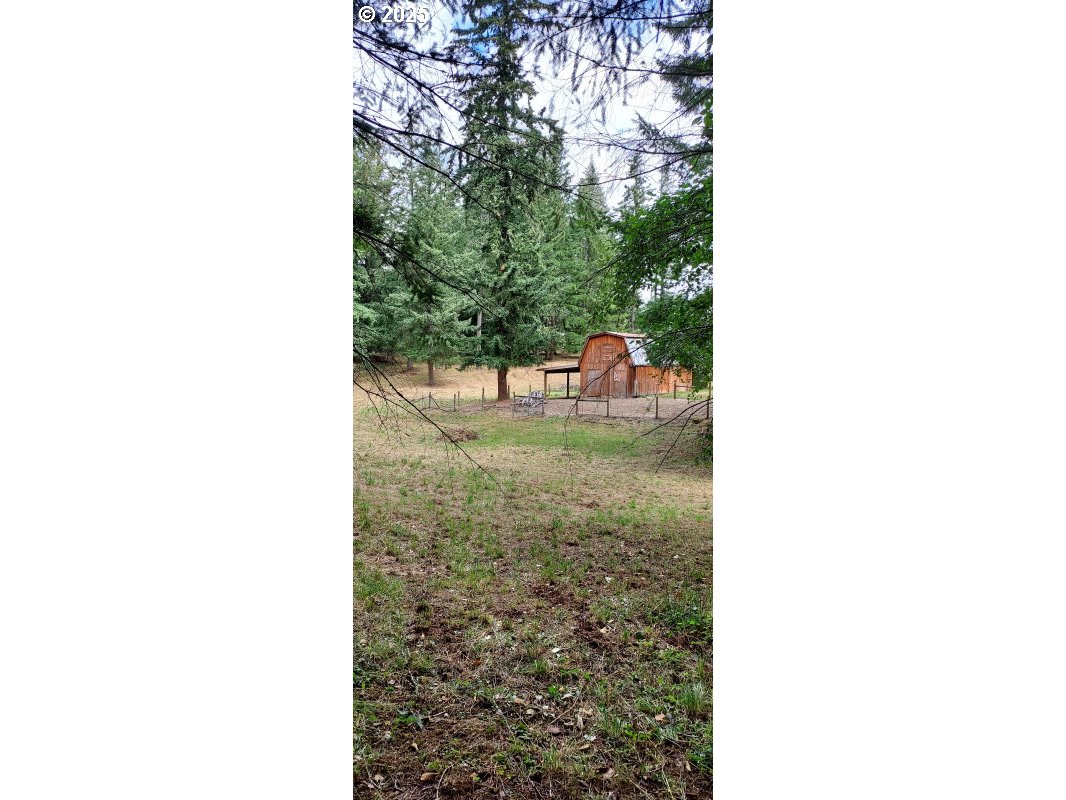 27111 South Hillockburn Road Estacada, OR 97023 - Photo 10 of 37 Gallery Image 10