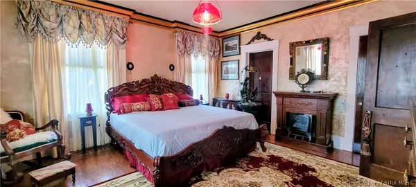 $489,000 | 1217 East Main Street, New Albany, IN 47150