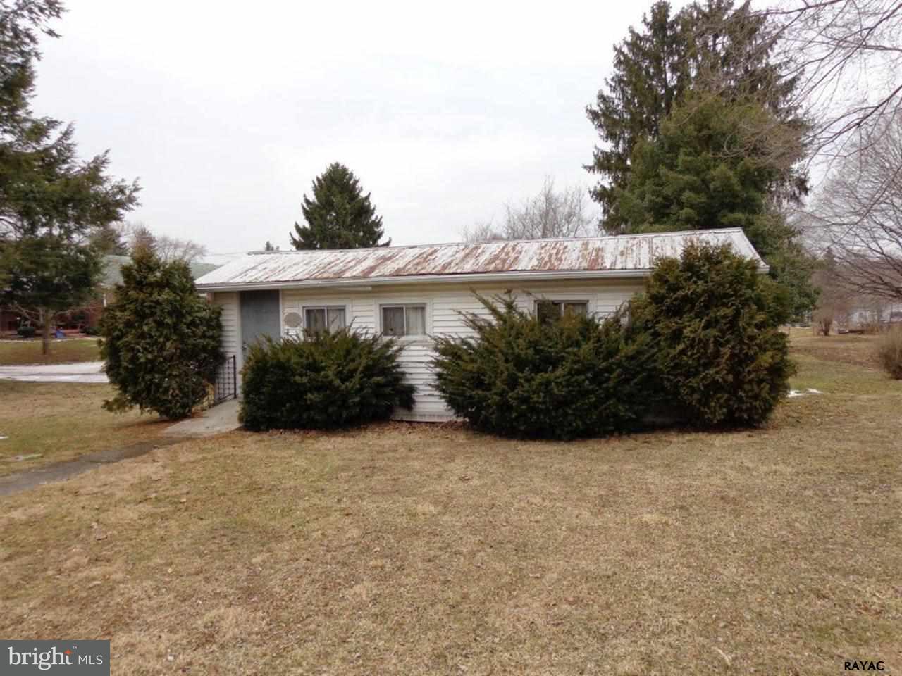 1243 Biglerville Road Gettysburg, PA 17325 - Photo 5 of 24 Gallery Image 5