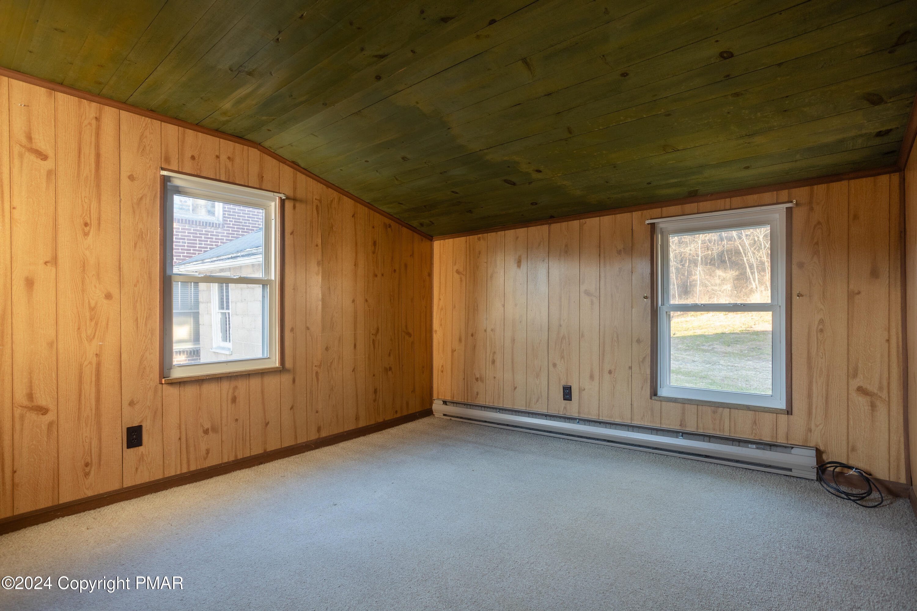 585 Kunkletown Road Kunkletown, PA 18058 - Photo 16 of 19 Den
