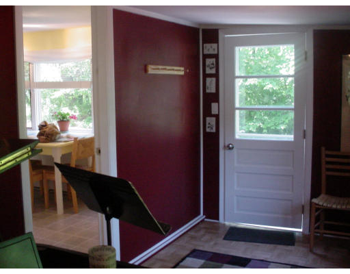 9 Ridgefield Road Merrimac, MA 01860 - Photo 3 of 17 Gallery Image 3