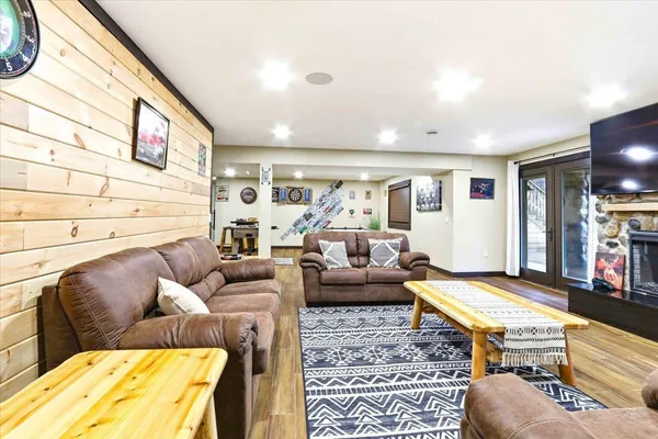 $2,900,000 | 945 North Walden Way, Nekoosa, WI 54457