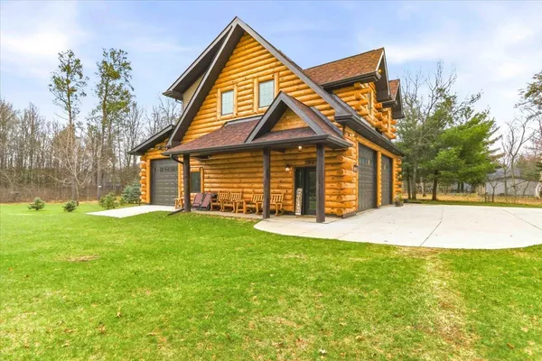 $2,900,000 | 945 North Walden Way, Nekoosa, WI 54457