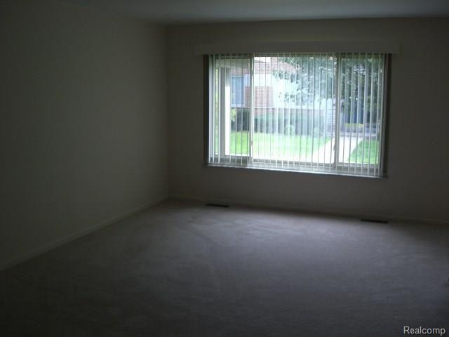 964 North Adams Road Birmingham, MI 48009 - Photo 5 of 9