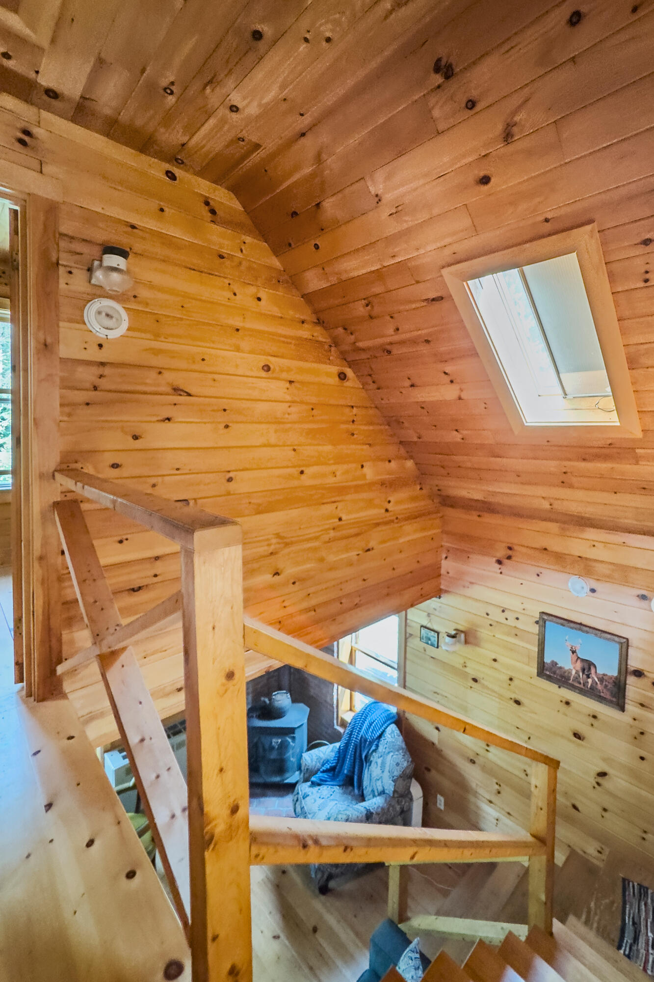 660 Sprague Road Waldoboro, ME 04572 - Photo 23 of 45 Stairwell