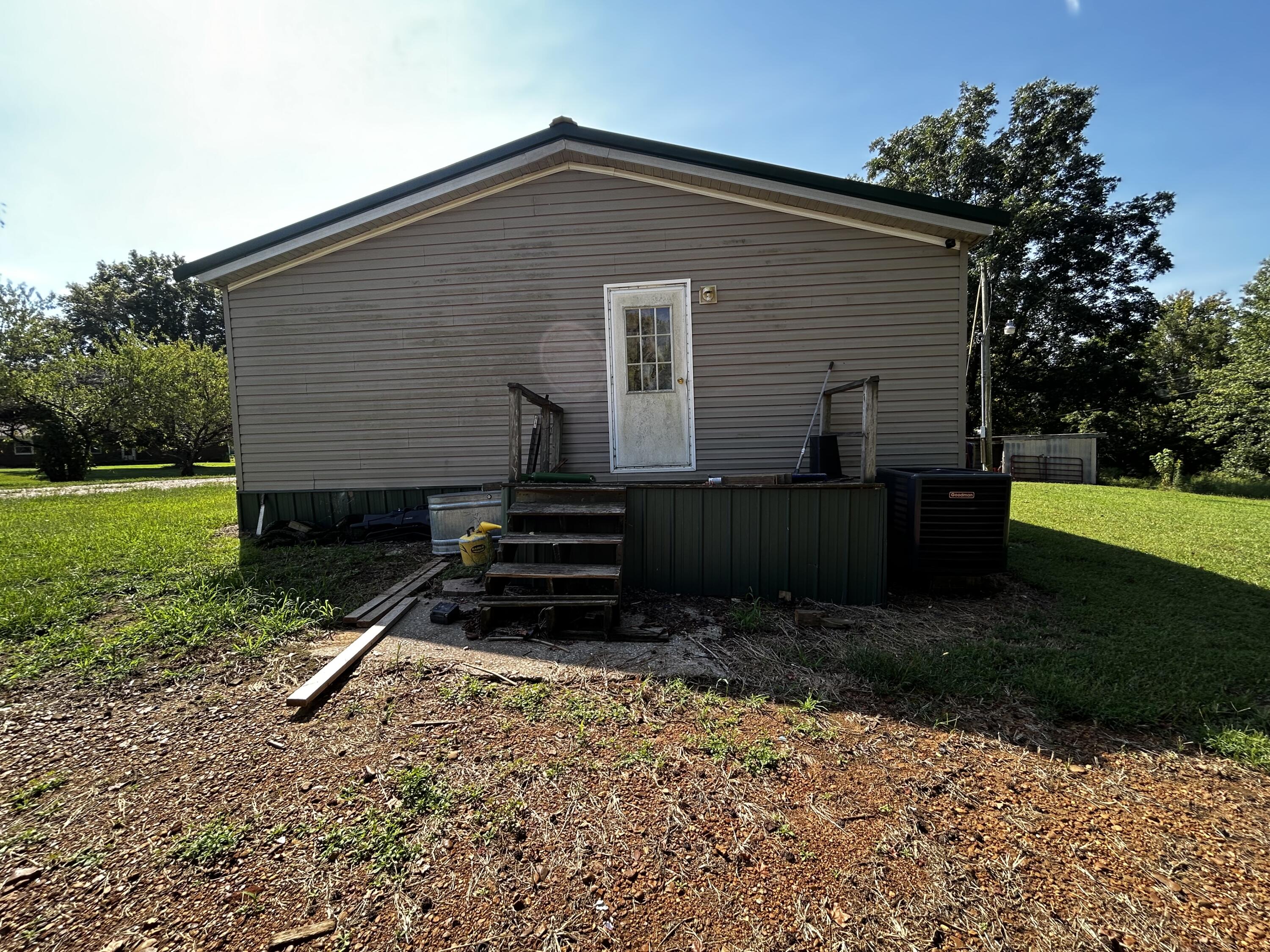 553 Borden Road Wickliffe, KY 42087 - Photo 16 of 66 IMG_4606