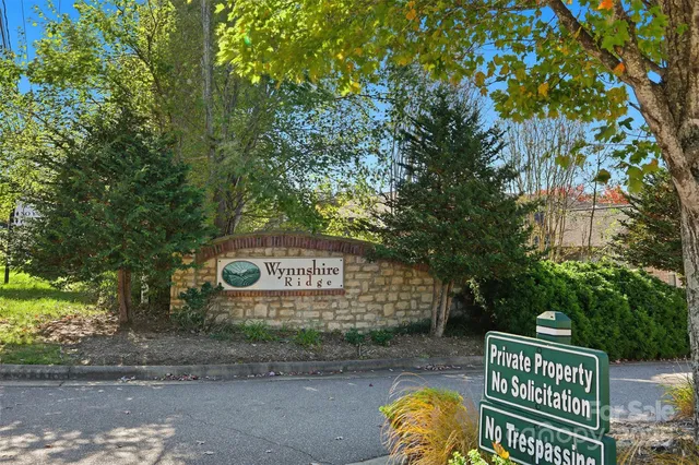 $424,900 | 817 Wynnshire Drive, Unit B, Hickory, NC 28601