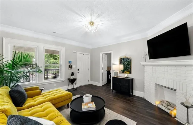 $2,500 | 976 Washington Street Southwest, Atlanta, GA 30315