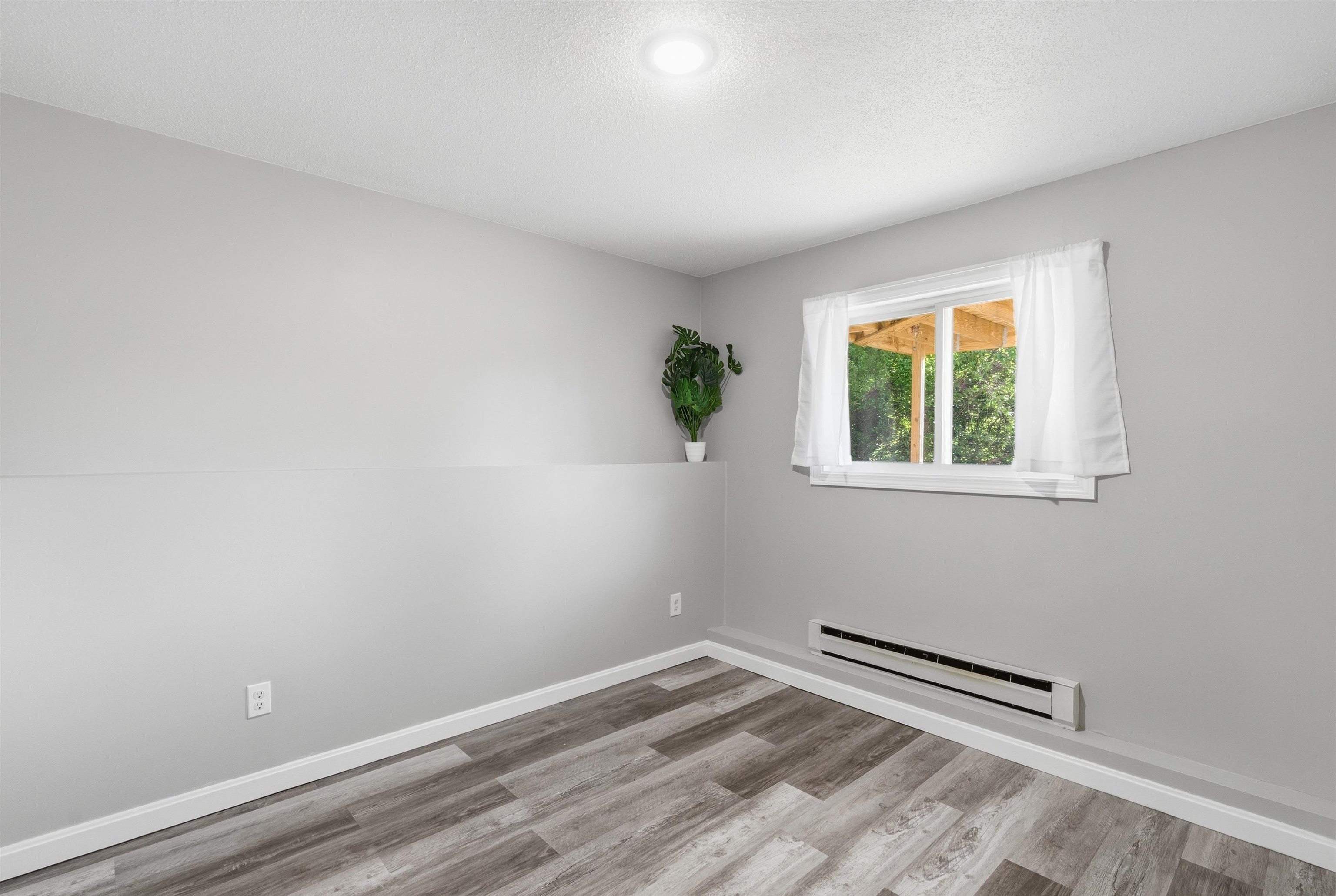 897 Mammoth Road, Unit 8 Manchester, NH 03104 - Photo 20 of 48