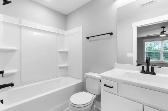 $249,500 | 305 Jonathan Wade Circle, Clarksville, TN 37043