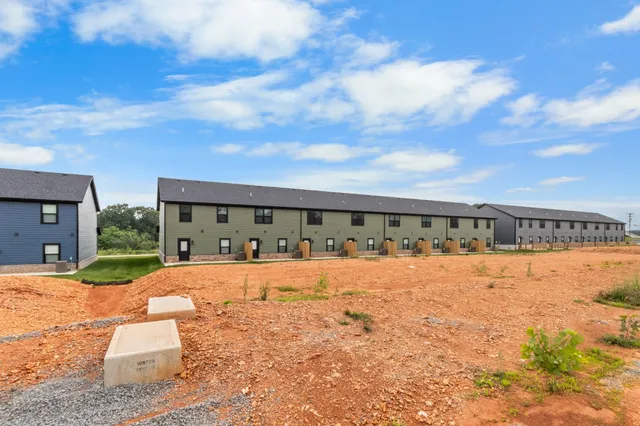 $249,500 | 305 Jonathan Wade Circle, Clarksville, TN 37043