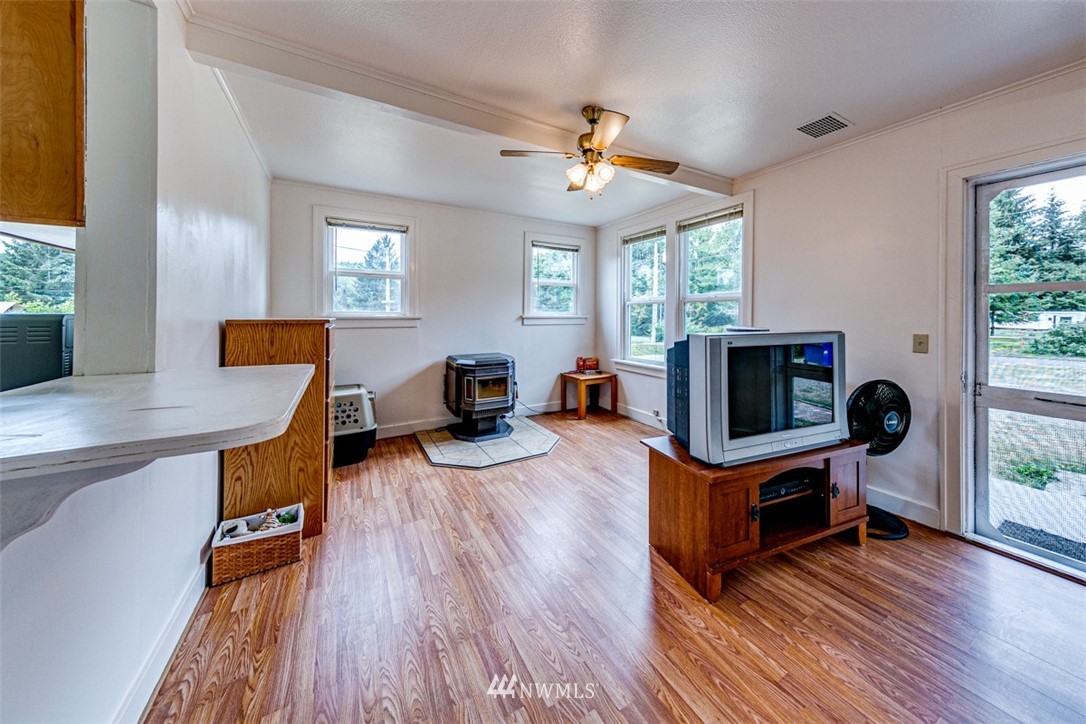 133 Fuhrman Road Forks, WA 98331 - Photo 6 of 40 Gallery Image 6