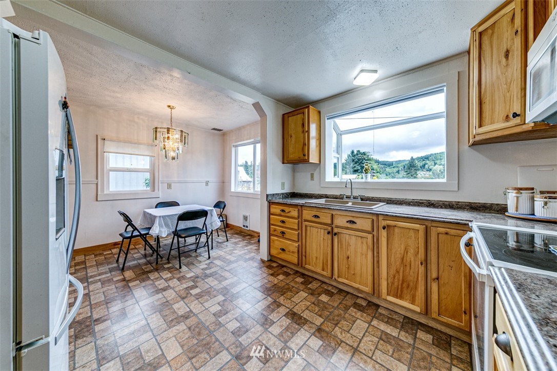 133 Fuhrman Road Forks, WA 98331 - Photo 8 of 40 Gallery Image 8