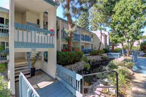 $3,650 | 824 Camino Real, Unit 204, Redondo Beach, CA 90277