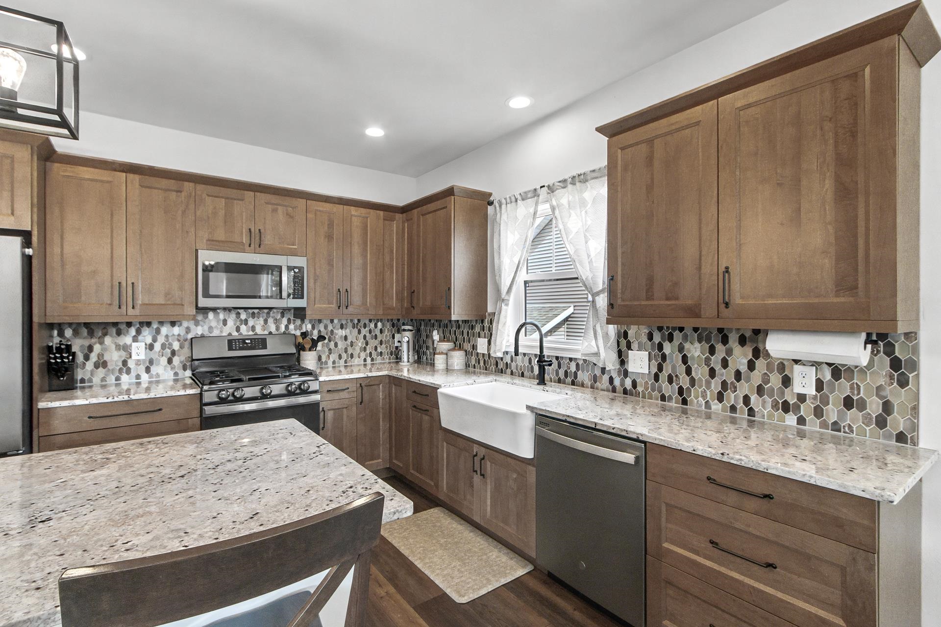 107 Cobblestone Drive Lodi, WI 53555 - Photo 9 of 66