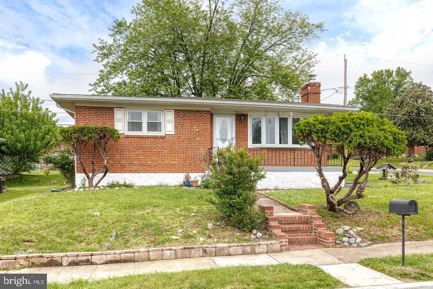 8306 Berkfield Road Baltimore, MD 21237 - Photo 2 of 29 Gallery Image 2