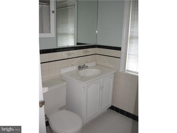 224 Signal Road Drexel Hill, PA 19026 - Photo 19 of 23 Bathroom