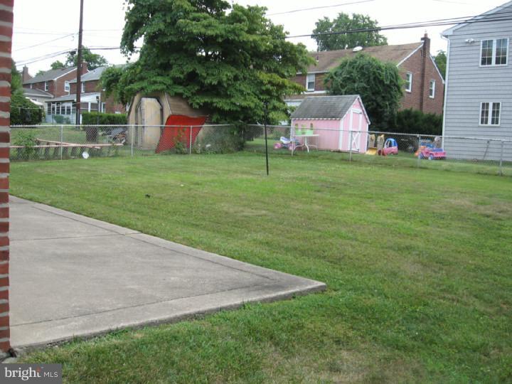 224 Signal Road Drexel Hill, PA 19026 - Photo 23 of 23 Back Yard