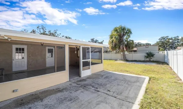 $399,000 | 520 Rooks Road, Seffner, FL 33584