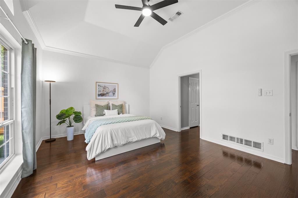 9446 Abbey Road Irving, TX 75063 - Photo 18 of 40