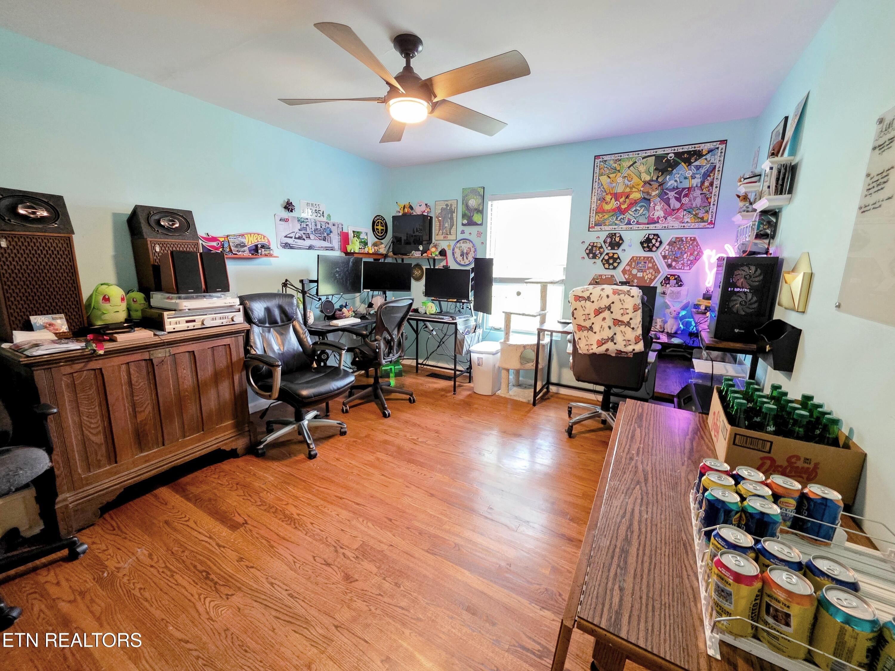 3625 Cunningham Road Knoxville, TN 37918 - Photo 23 of 35 BEDROOM 3