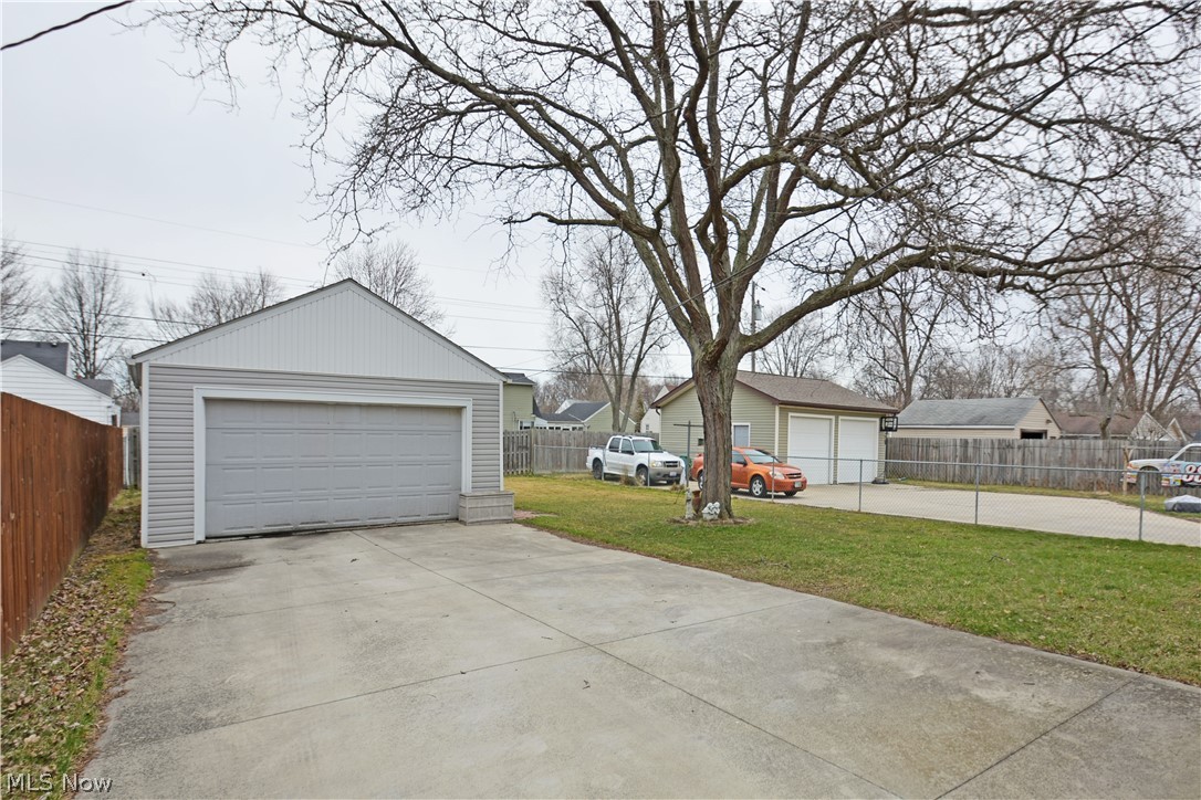 262 Hilliard Road Elyria, OH 44035 - Photo 26 of 28 Gallery Image 26
