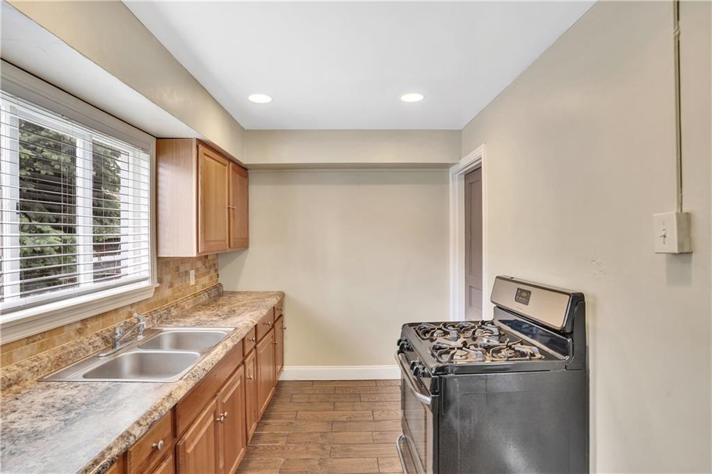 314 Grove Street McKees Rocks, PA 15136 - Photo 14 of 27 Gallery Image 14