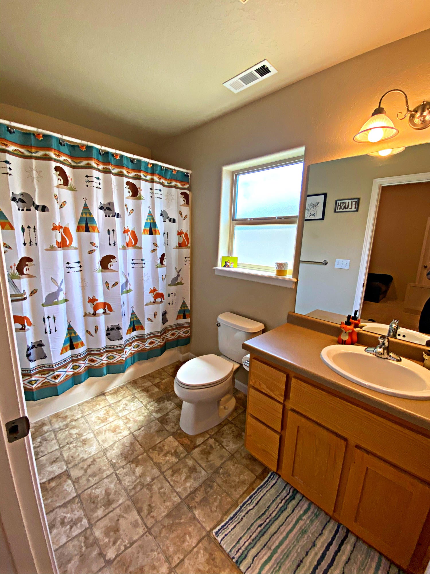 3131 Bursell Road Medford, OR 97502 - Photo 23 of 36 31771ED7-27D5-4DD1-98A1-87D448B77108