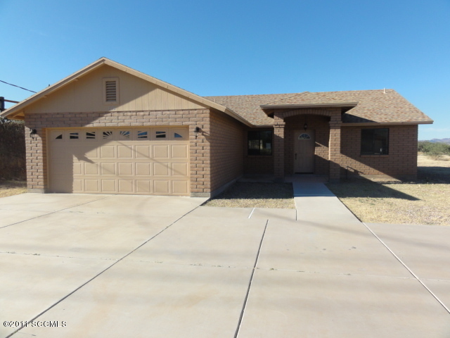 118 Circulo Penjamo Rio Rico, AZ 85648 - Photo 1 of 31