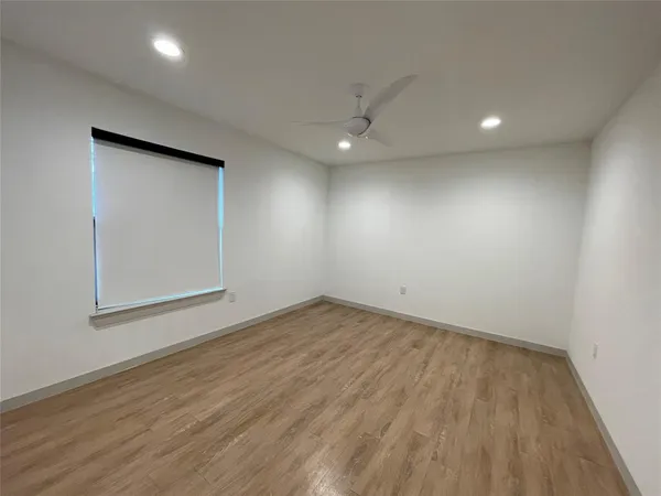 $1,250 | 5520 Gaston Avenue, Unit 202, Dallas, TX 75214
