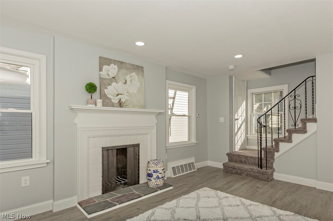 3725 Pennington Road Cleveland, OH 44120 - Photo 6 of 29