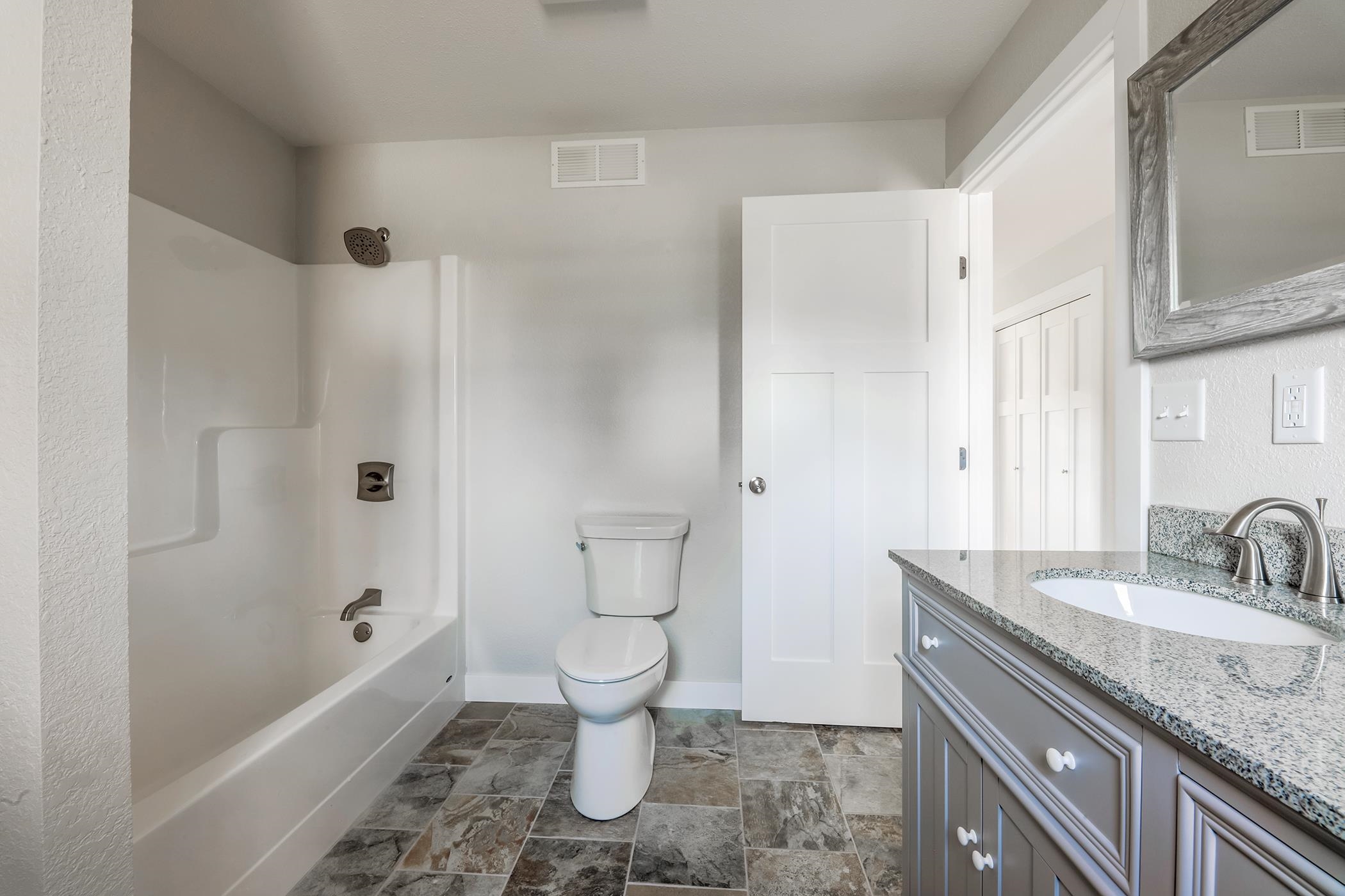 411 4th Avenue Two Harbors, MN 55616 - Photo 17 of 19